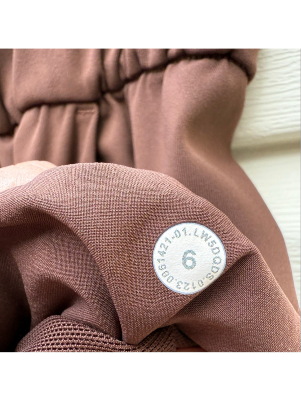 Lululemon Stretch High Rise Jogger Full Length Java Brown Size 6 - Picture 7 of 9